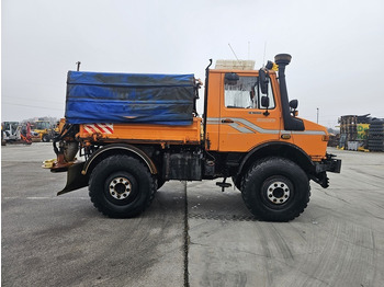 Snow removal vehicle UNIMOG U1600: picture 5