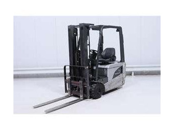 Electric forklift Nissan TX 3/16: picture 3 Electric forklift Nissan TX 3/16: picture 3