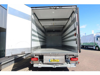 Refrigerator truck DAF CF 300 Koel/Vries Carrier iceland + Dhollandia 2500KG klep trenn wand: picture 3
