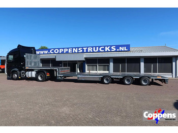 Low loader semi-trailer