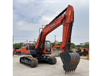 Crawler excavator