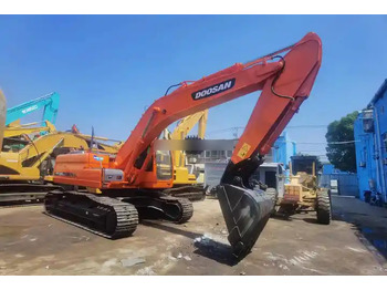 Crawler excavator second hand excavator used machinery equipment Doosan dx225 used excavators in stock for sale: picture 3