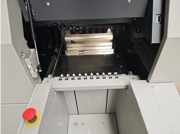 Paper cutting machine Horizon HT-30 | 2005 | 1.65 Mio: picture 3 Paper cutting machine Horizon HT-30 | 2005 | 1.65 Mio: picture 3