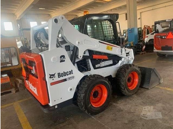 Skid steer loader BOBCAT S590