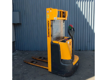 Stacker JUNGHEINRICH EJC
