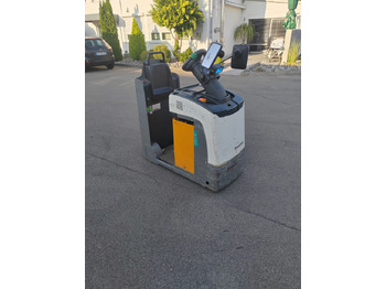 Tow tractor JUNGHEINRICH