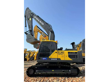 Crawler excavator VOLVO EC240