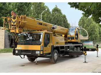 Mobile crane XCMG XCT30