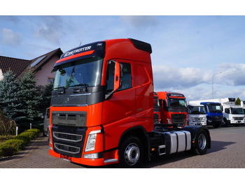 Tractor unit VOLVO FH