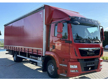 Curtainsider truck MAN TGM 15.290