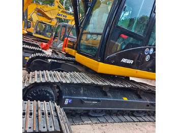 Crawler excavator CAT 323 D: picture 2