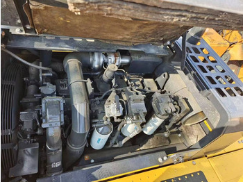 Crawler excavator Komatsu PC 400 LC-8: picture 2