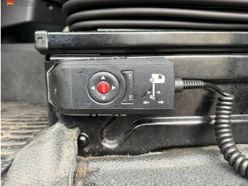 Tractor unit Mercedes-Benz Actros 1846LS Streamspace | Retarder | Blatt Luft | Original Kilometer: picture 3