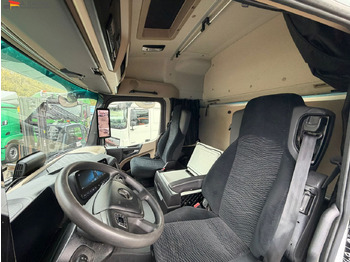 Tractor unit Mercedes-Benz Actros 1846LS Streamspace | Retarder | Blatt Luft | Original Kilometer: picture 2