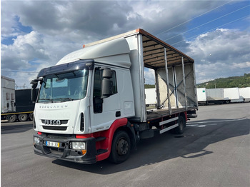 Curtainsider truck IVECO