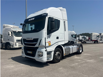 Tractor unit IVECO