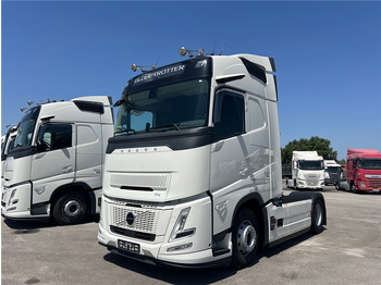 Tractor unit VOLVO