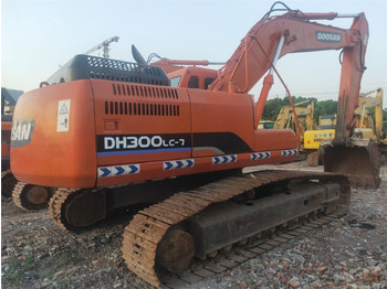 Crawler excavator Doosan DH300LC-7: picture 2