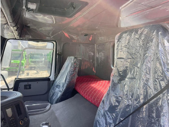 Tractor unit SINOTRUK HOWO