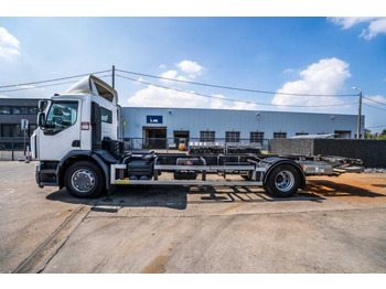 Container transporter/ Swap body truck Renault D WIDE 380 DXI: picture 2