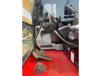 Mini excavator CAT 307E2: picture 3