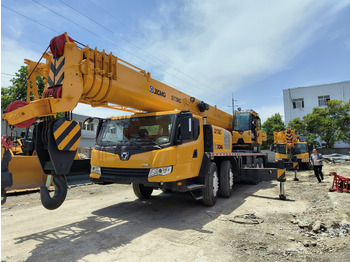 All terrain crane XCMG QY70K: picture 5