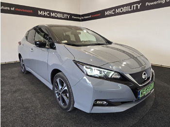 Hatchback NISSAN