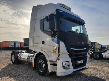 Tractor unit IVECO