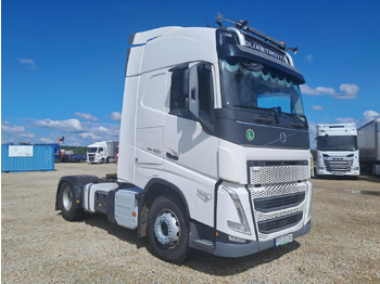 Tractor unit VOLVO FH