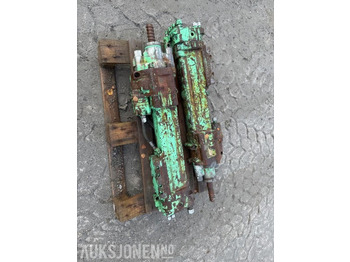 Attachment MONTABERT