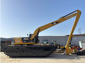 Excavator Caterpillar CAT 320C Floating Excavator with 15m long boom: picture 3