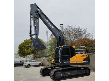 Crawler excavator HYUNDAI