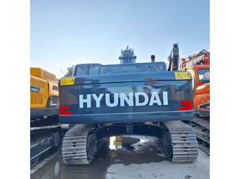 Wheel excavator HYUNDAI