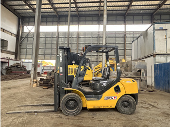 Diesel forklift KOMATSU
