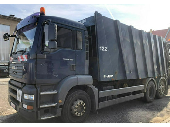 Garbage truck MAN TGA 26.320