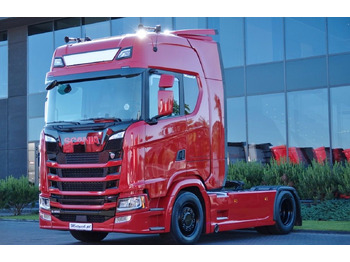 Tractor unit SCANIA R 450