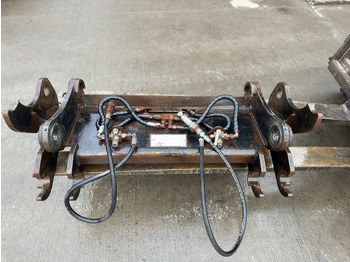 Quick coupler CATERPILLAR