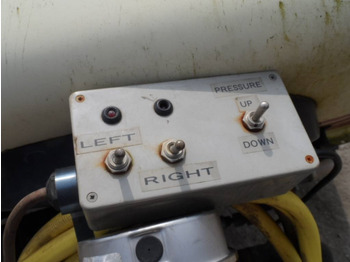 Trailed sprayer Hardi 1000: picture 4