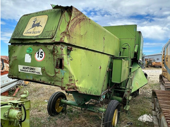 Combine harvester John Deere 952 FOR PARTS: picture 3