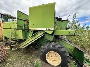 Combine harvester John Deere 952 FOR PARTS: picture 2