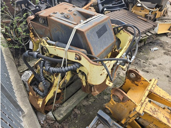 Felling head John Deere H414 Harvester Head: picture 4 Felling head John Deere H414 Harvester Head: picture 4