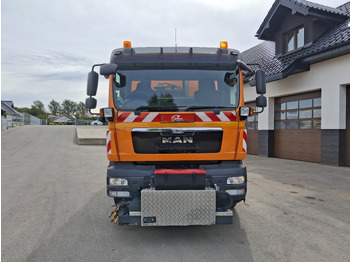 Leasing of MAN TGM 18.250 Zamiatarka Kupper Weisser BROCK 2 Motoren Szczotki L/R PM10 Odchwaszczarka MAN TGM 18.250 Zamiatarka Kupper Weisser BROCK 2 Motoren Szczotki L/R PM10 Odchwaszczarka: picture 2 Leasing of MAN TGM 18.250 Zamiatarka Kupper Weisser BROCK 2 Motoren Szczotki L/R PM10 Odchwaszczarka MAN TGM 18.250 Zamiatarka Kupper Weisser BROCK 2 Motoren Szczotki L/R PM10 Odchwaszczarka: picture 2