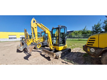 Mini excavator KOMATSU PC26