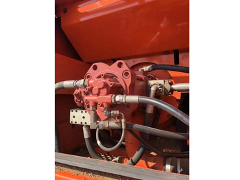 Crawler excavator 2019 Doosan DH300: picture 3