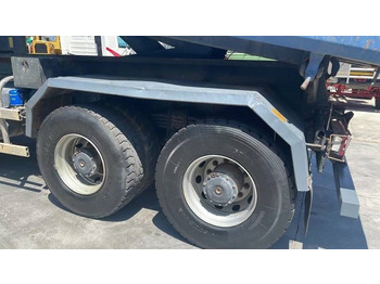 Tipper Mercedes-Benz 4148K 8X4: picture 5