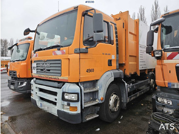 Garbage truck MAN TGA 26.320