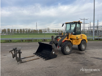 Wheel loader VOLVO L30B