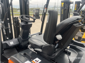 Electric forklift 2023 Doosan B30X-7 PLUS (Unused) Electric Forklift: picture 3 Electric forklift 2023 Doosan B30X-7 PLUS (Unused) Electric Forklift: picture 3