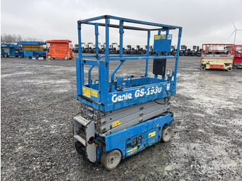 Scissor lift GENIE