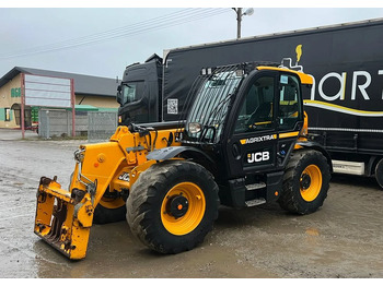 Telescopic handler JCB